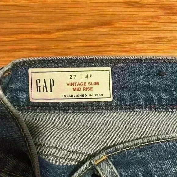 Gap vintage slim mid rise jeans - Picture 2 of 6